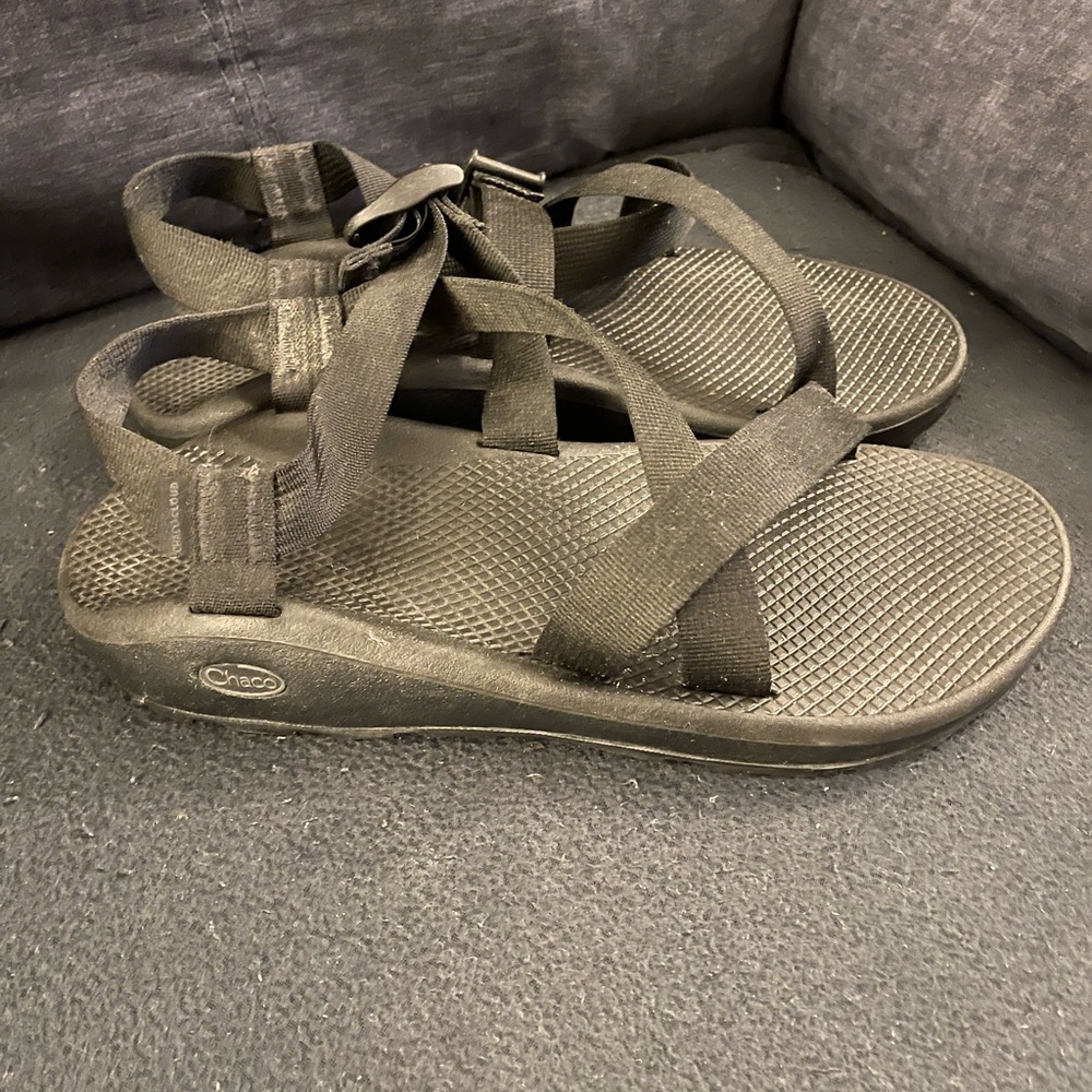 Men’s solid black Chaco sandals size 13, never worn